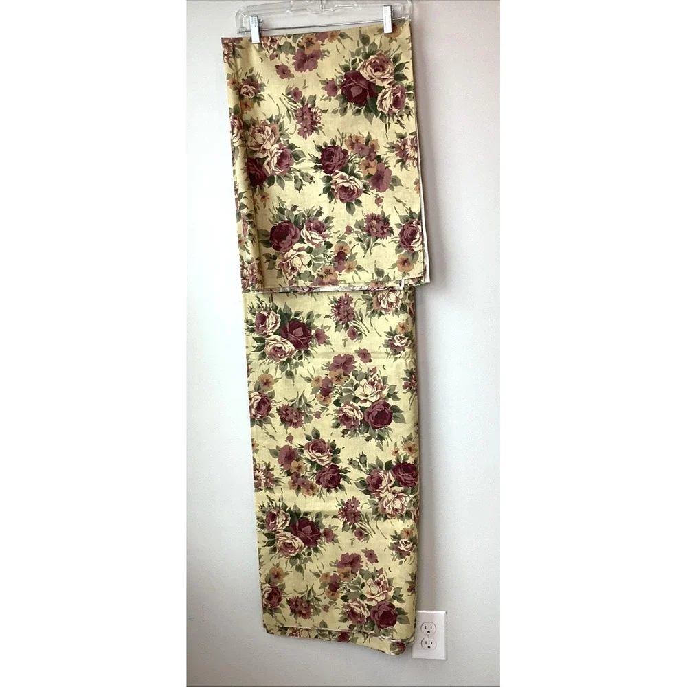Vtg Cranston Printworks Fabric Roses Floral Cottagecore Romantic Mauve 60